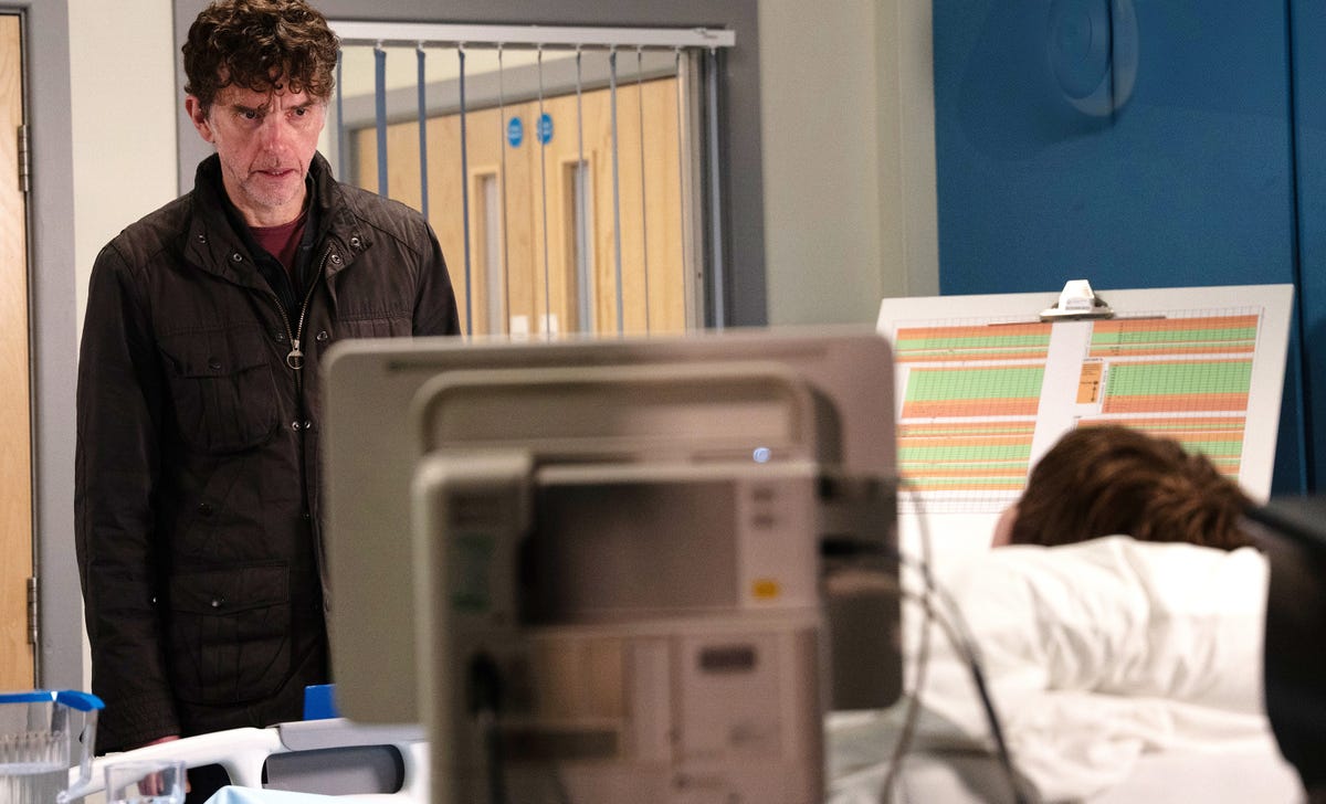 Emmerdale confirms dire consequences as Marlon frames Dylan