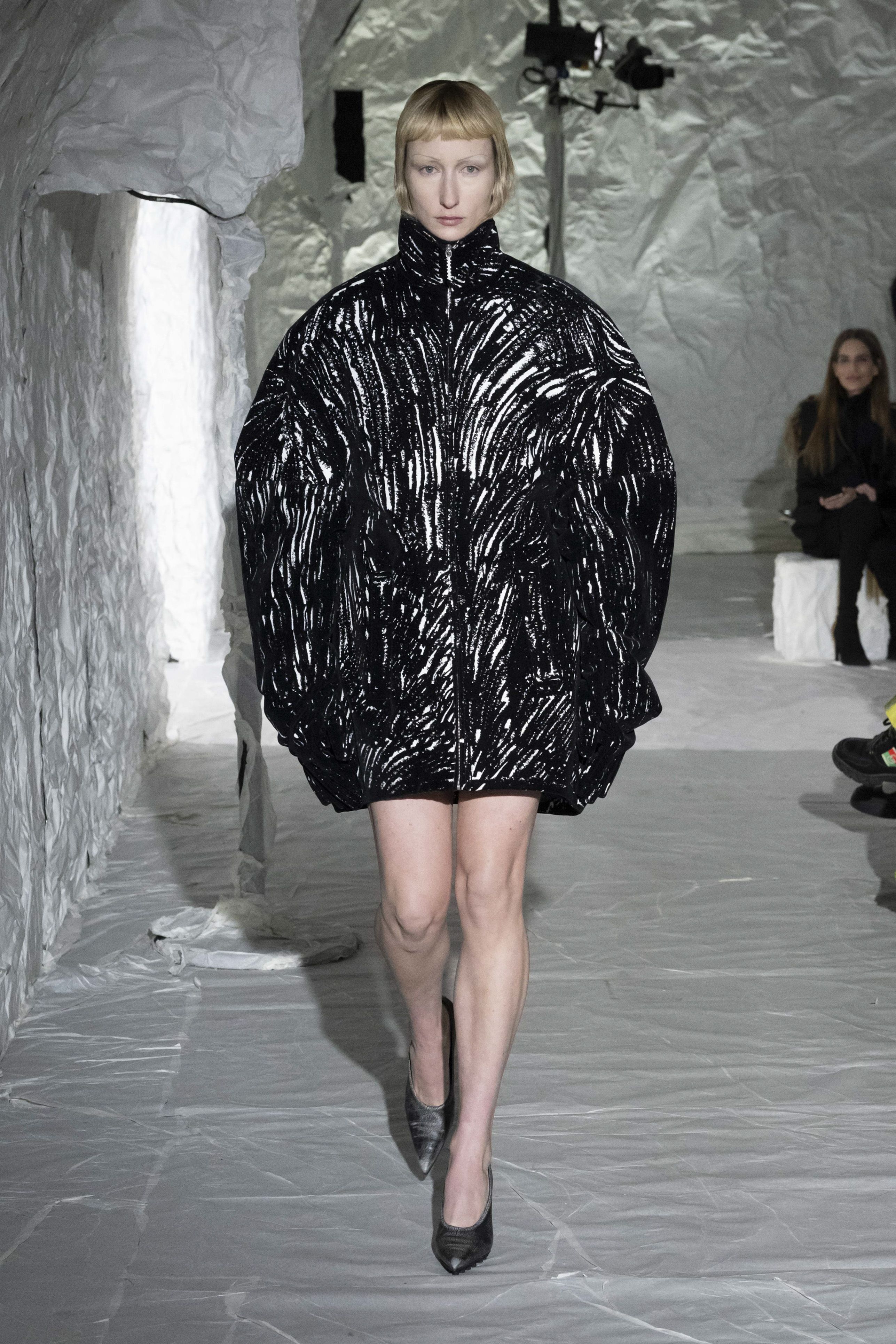 存在感ある【MARNI】シェイブ シアリング ジャケット 24AW新作 マルニ（MARNI）2024-25秋冬コレクション | ファッション | ELLE