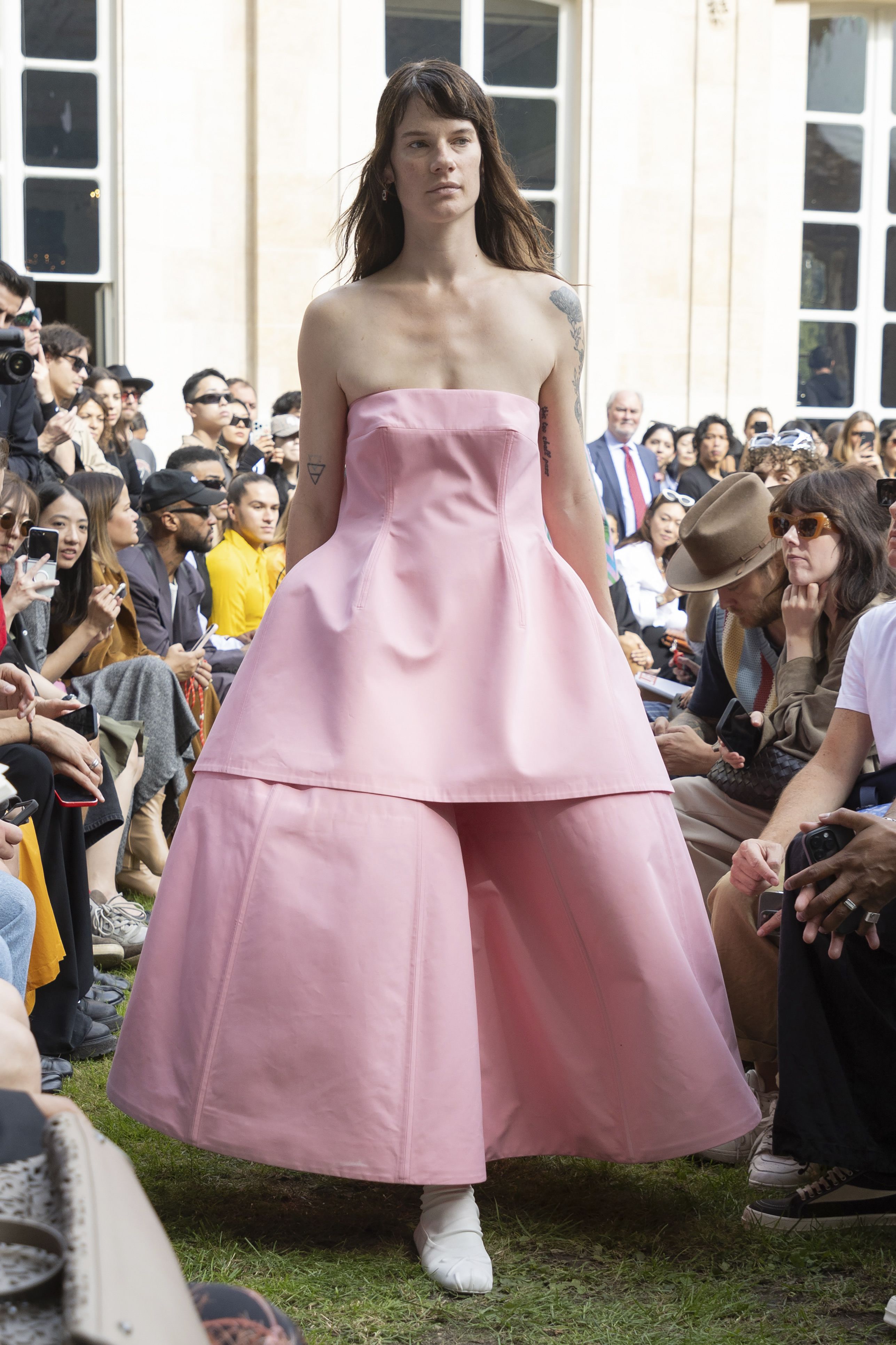 マルニ(MARNI)2024春夏コレクション | ファッション | ELLE マルニ(MARNI)2024春夏コレクション | ファッション | ELLE