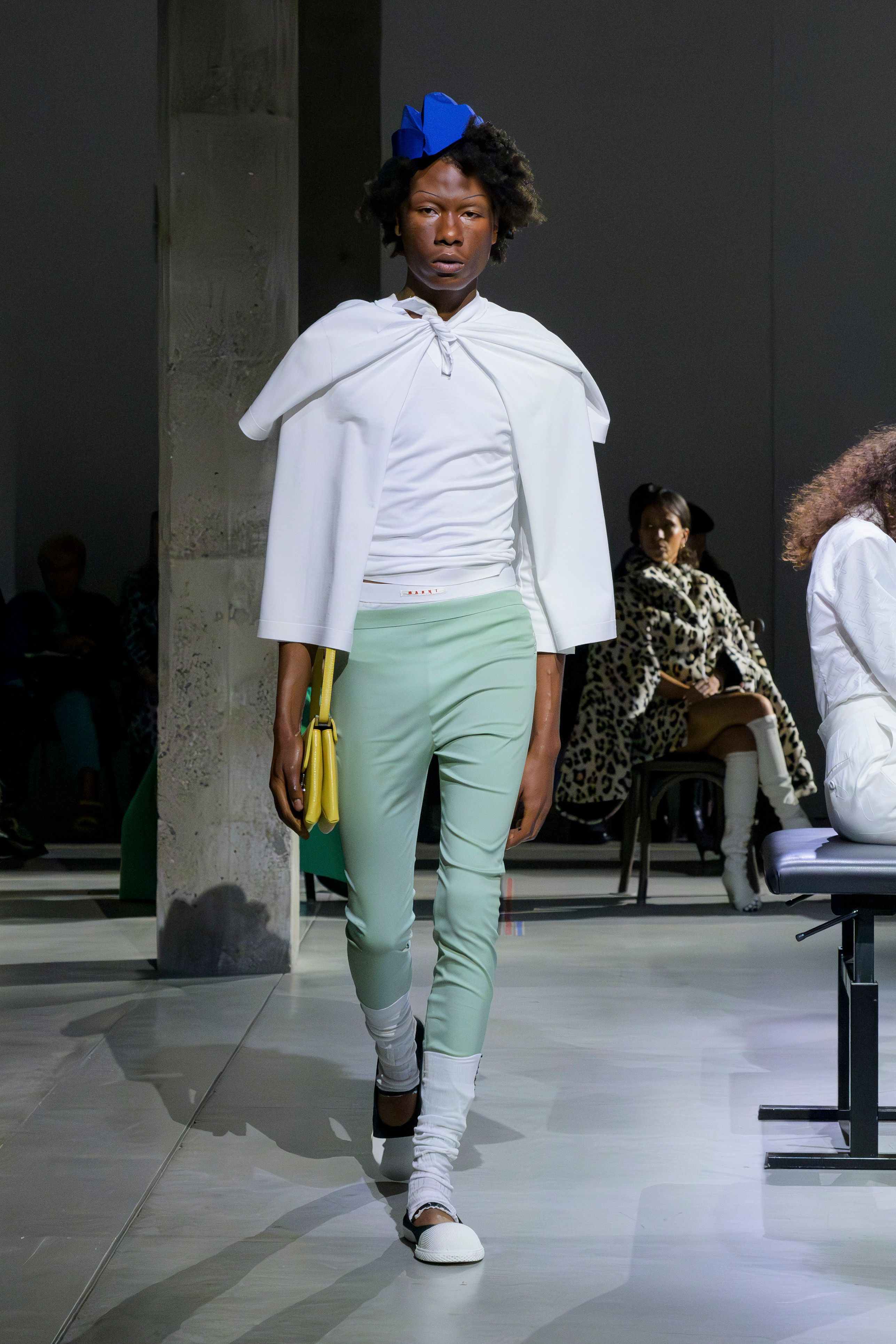 マルニ(MARNI)」2025春夏コレクション | ファッション | ELLE マルニ(MARNI)」2025春夏コレクション | ファッション | ELLE