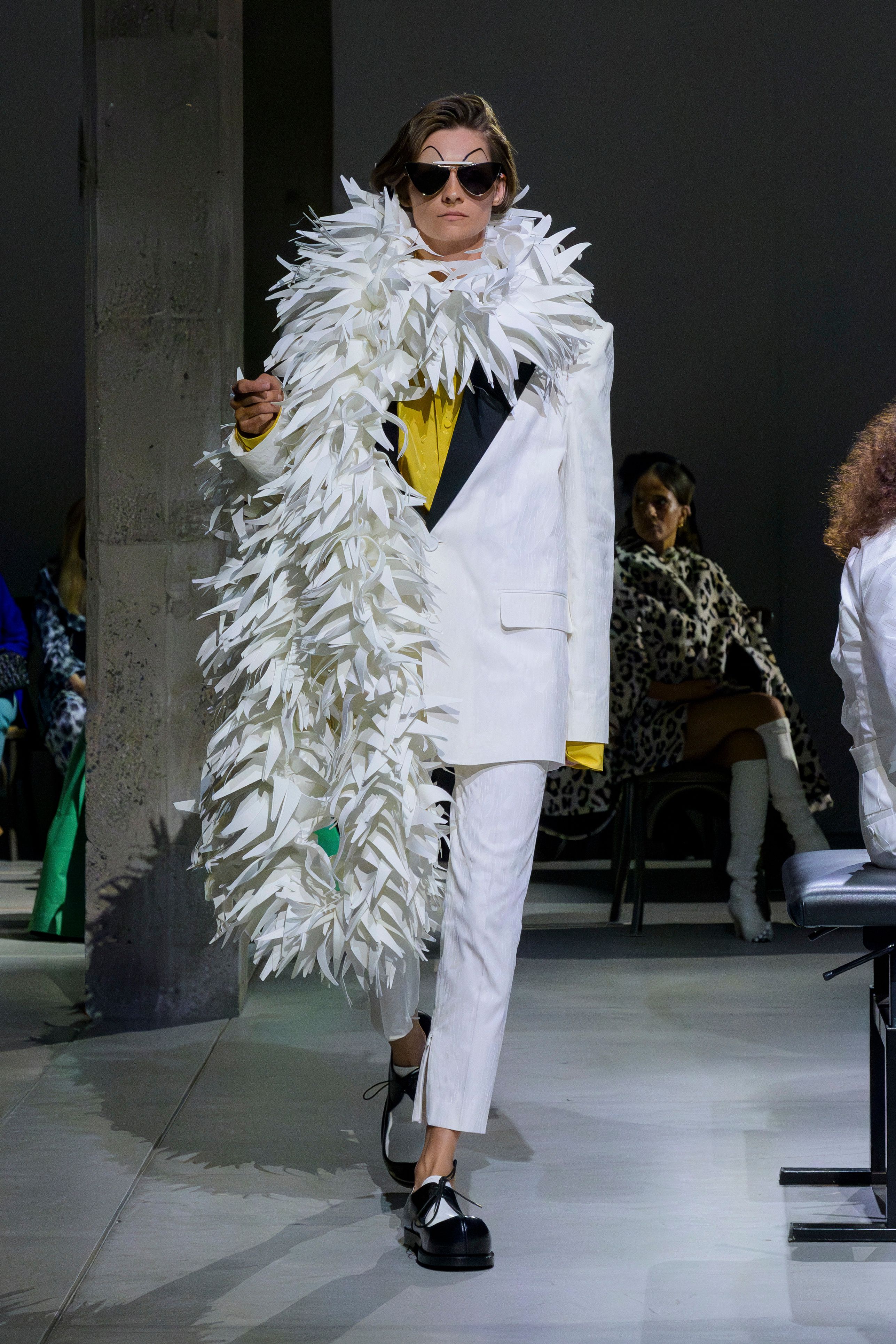 マルニ(MARNI)」2025春夏コレクション | ファッション | ELLE マルニ(MARNI)」2025春夏コレクション | ファッション | ELLE