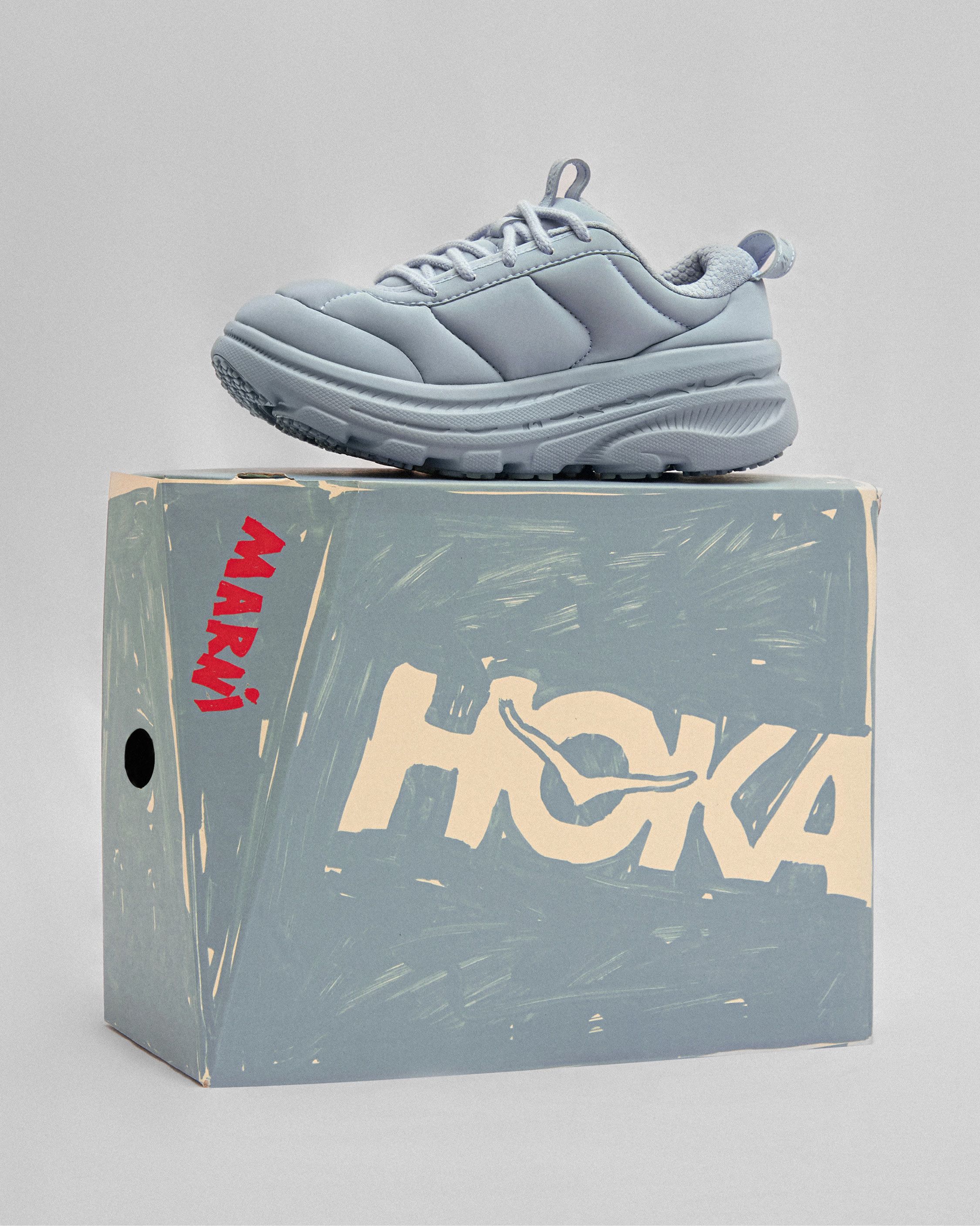 完売必至【MARNI】x HOKA Bondi B3LS スニーカー The Marni x Hoka Bondi B3LS Pack Can Be Yours For $395