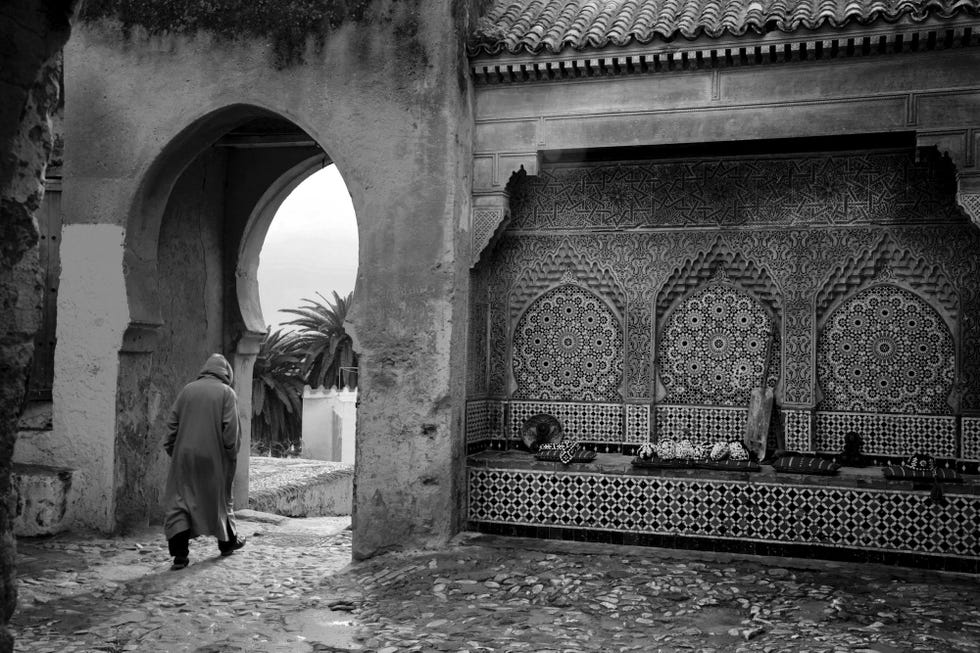 De poort van Bab elAssa die toegang geeft tot de medina van Tanger