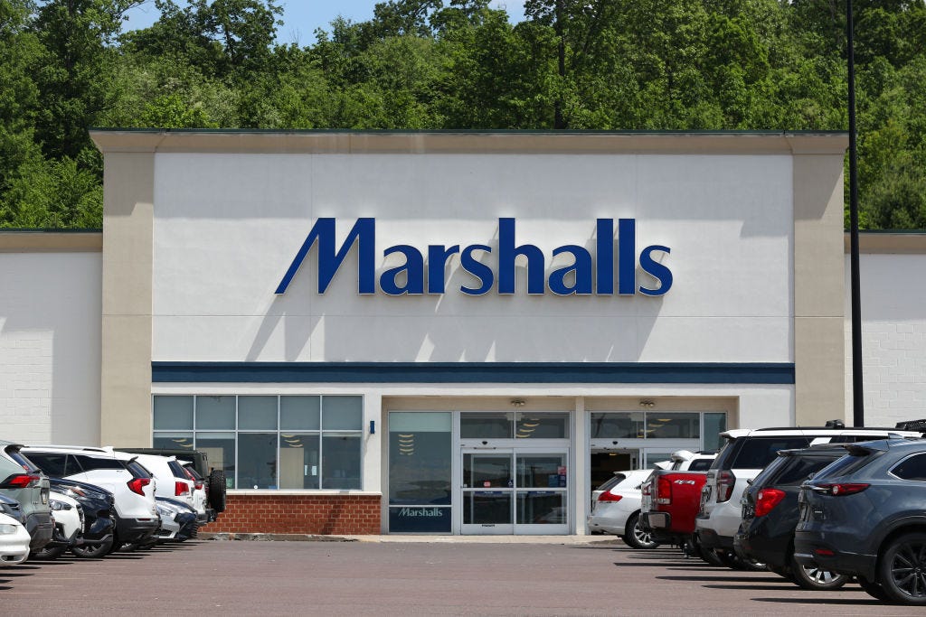 marshalls shopping tips, exterior view of a marshalls store at the buckhorn plaza