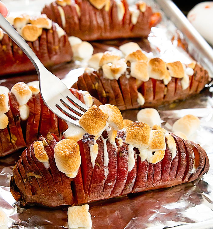 Dish, Food, Cuisine, Ingredient, Dessert, Produce, Baked goods, Staple food, Recipe, Finger food, 
