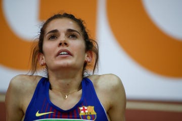 marta garcia descansa tras ganar los nacionales de 3000 metros