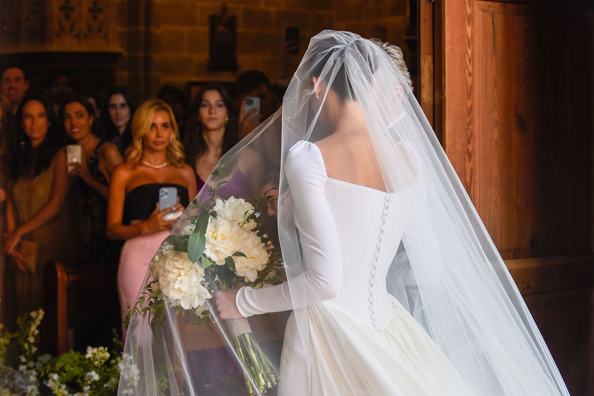 Lozano: así vestido de novia en su boda