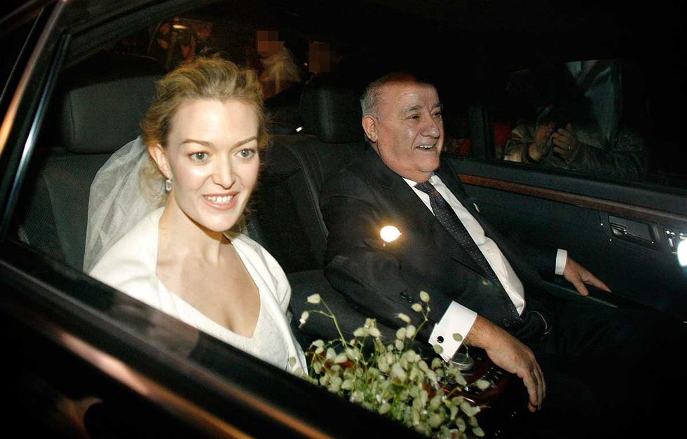 Repasamos la historia de amor de Marta Ortega y Carlos Torretta y desvelamos algunos detalles de su boda.