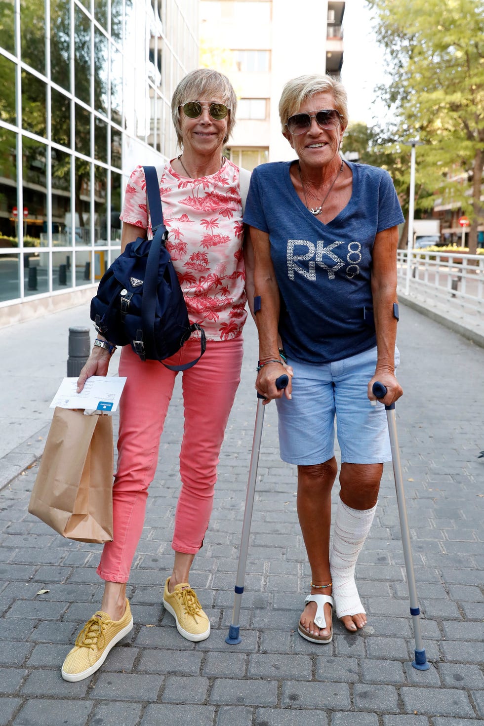 Chelo acude al hospital con Marta
