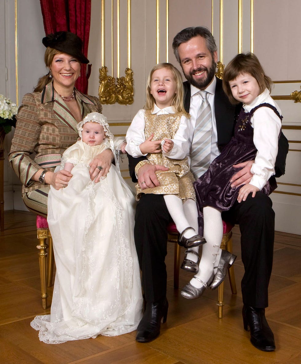 Marta Luisa de Noruega Ari Behn hijas