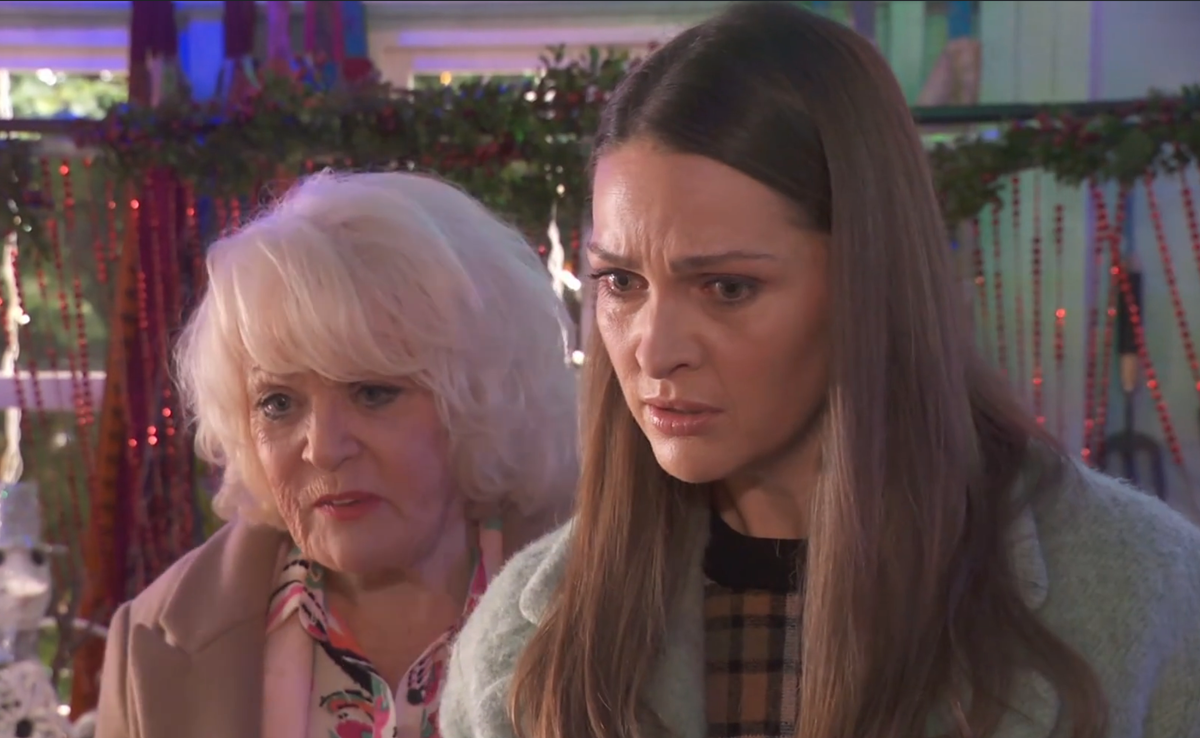 preview for Hollyoaks Soap Scoop! Ro collapses