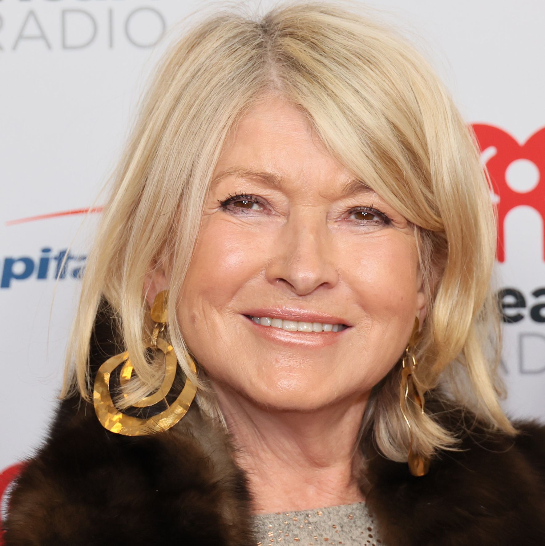 Martha Stewart Shares the Serum She Says Keeps Her Skin Looking 'Really Good' at 81