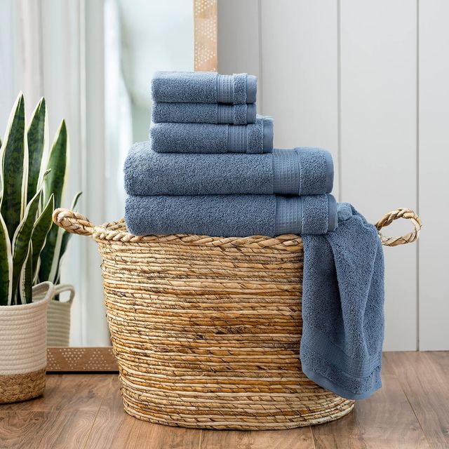 American Soft Linen Luxury 4 Piece Bath Towel Set, 100% Cotton