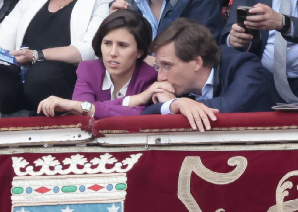 el alcalde de madrid y su mujer en las ventas