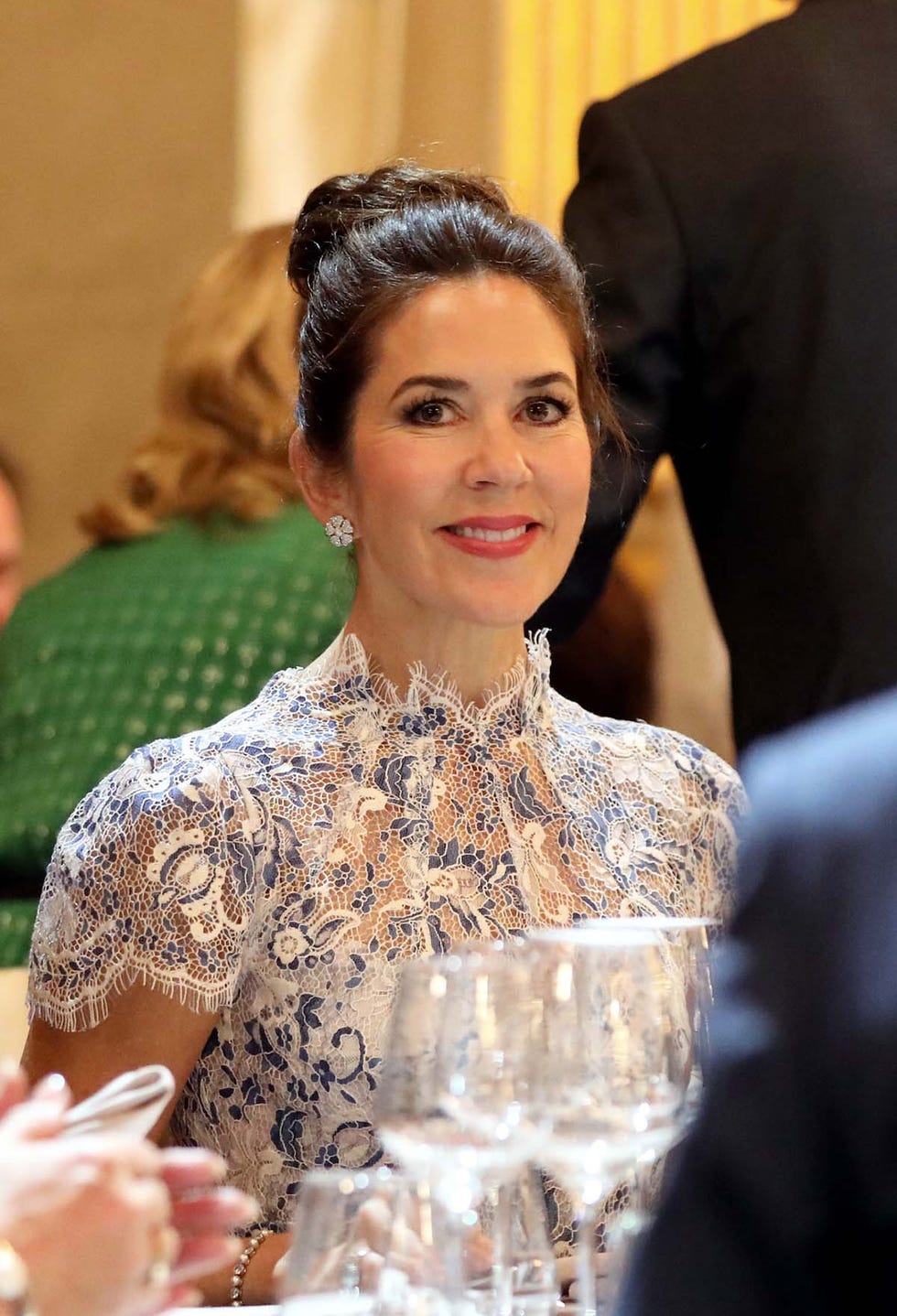 Mary de Dinamarca hace de reina