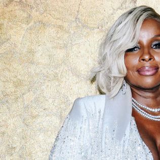 Mary J. Blige, 51, Has Sizzling Abs And Legs In A Bikini IG Photo
