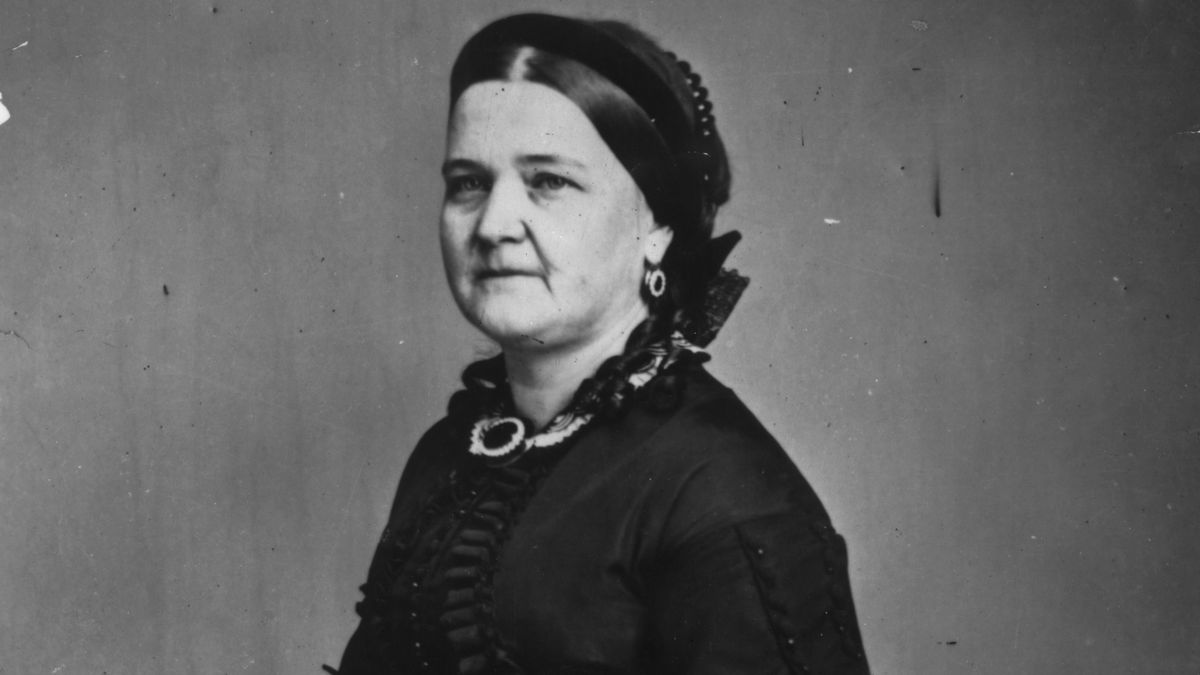 Mary Todd Lincoln Shut Herself in the White House for Weeks After Abraham’s Death