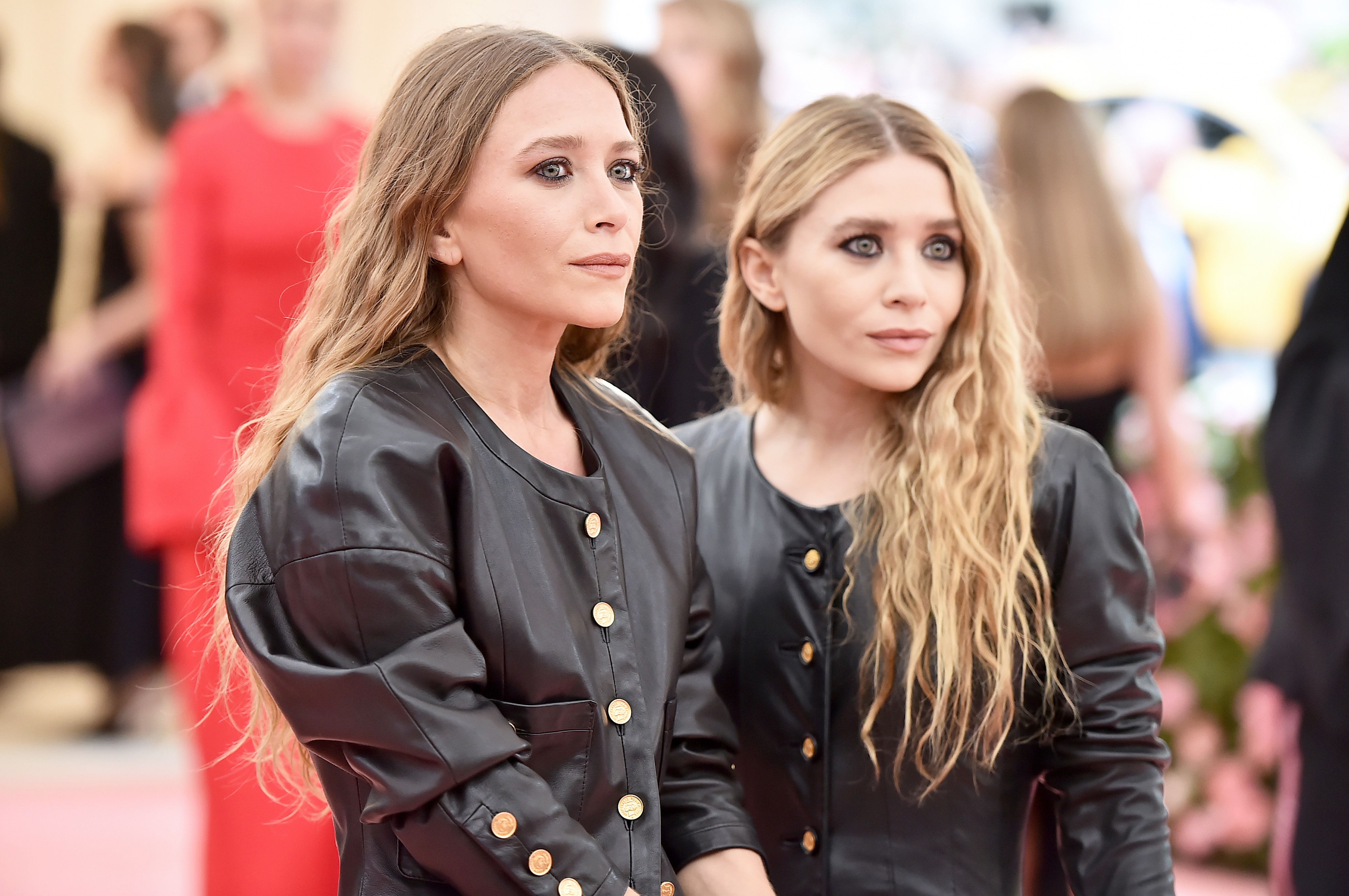4128px x 2743px - How Ashley Olsen Is Helping Mary Kate Olsen During Olivier Sarkozy Divorce  Drama