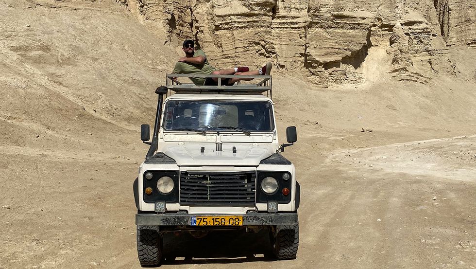 Land vehicle, Car, Vehicle, Off-road vehicle, Land rover defender, Off-roading, Snatch land rover, Automotive exterior, Land rover series, Landscape, 