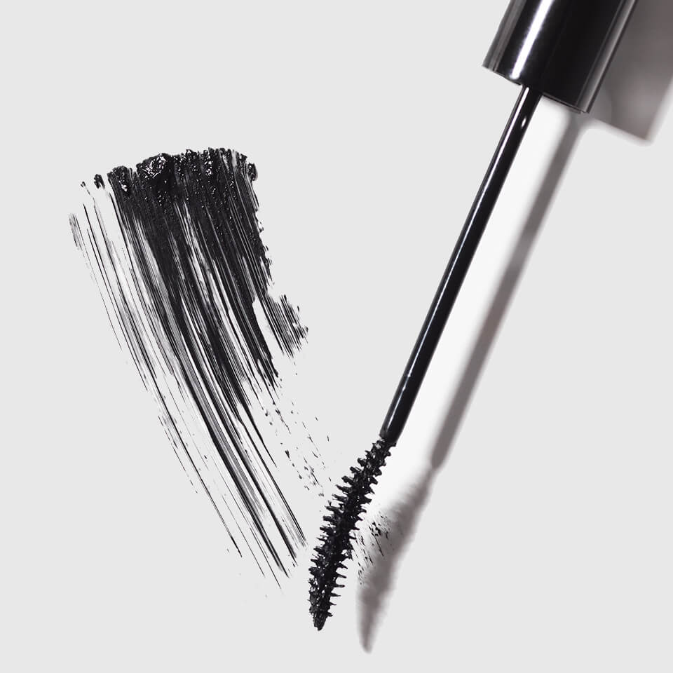 Victoria Beckham Beauty Future Lash Mascara Review - VB Beauty New Mascara