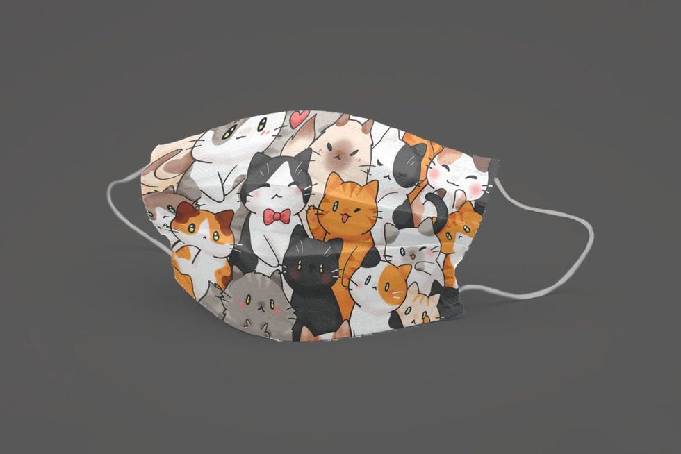 mascarilla estampada con gatos kawaii