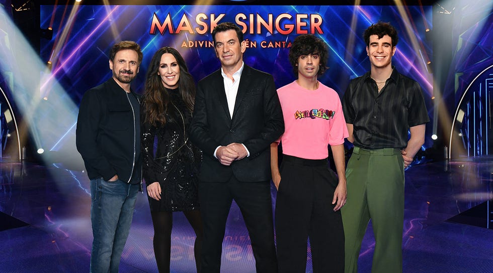 mask singer adivina quién canta, con arturo valls, los javis, malú y josé mota