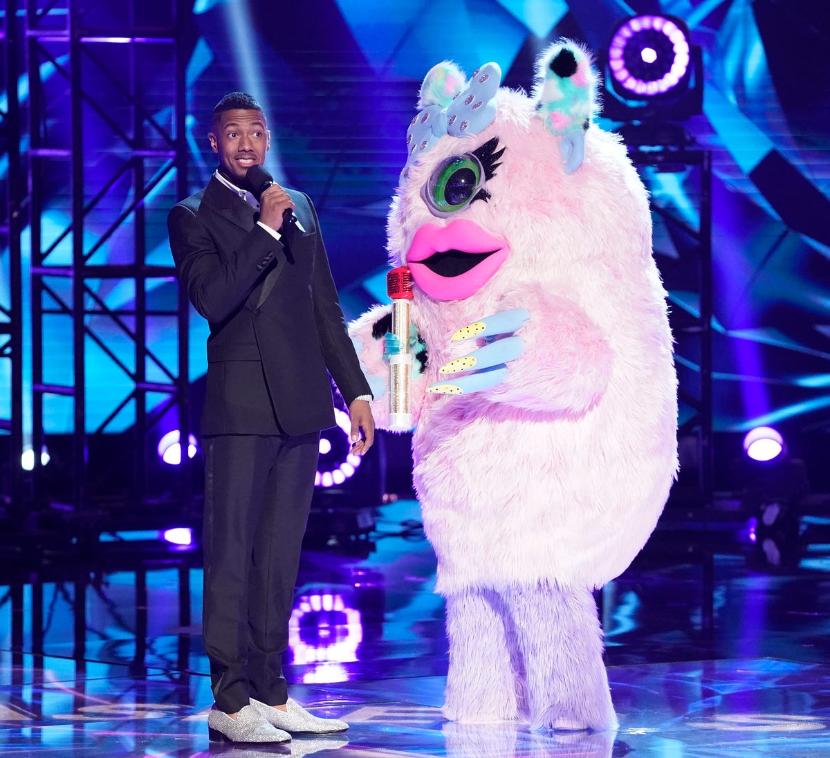 Masked Singer Fans Are Furious Chaka Khan Got Sent Home Over the White ...