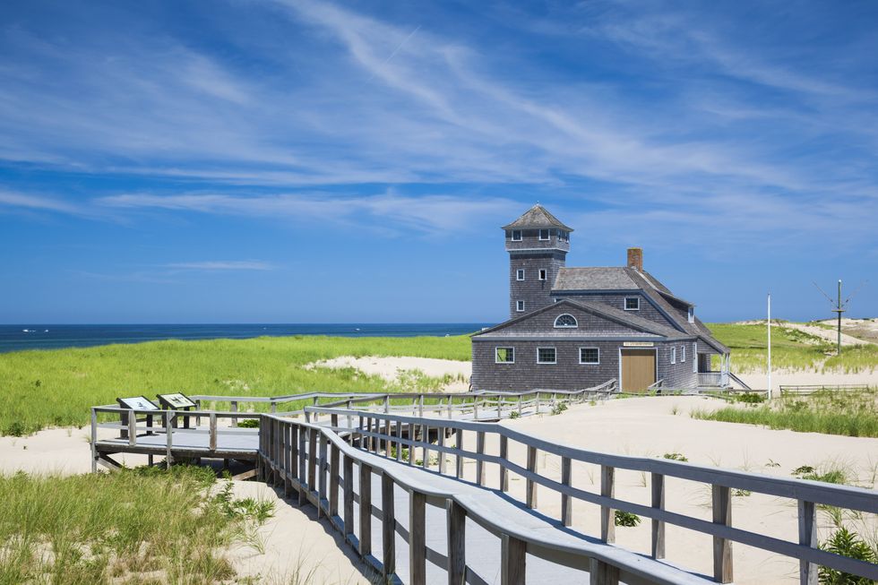 USA, Massachusetts, Cape Cod, Provincetown, Race Point Beach, Old life-saving station