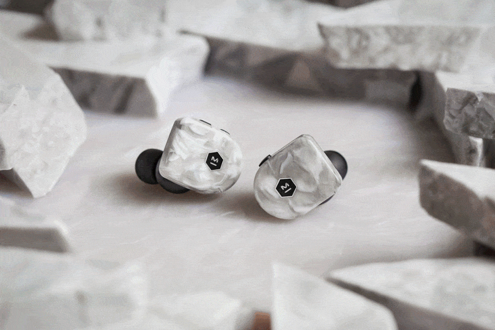 Master & Dynamic MW07 earbuds review