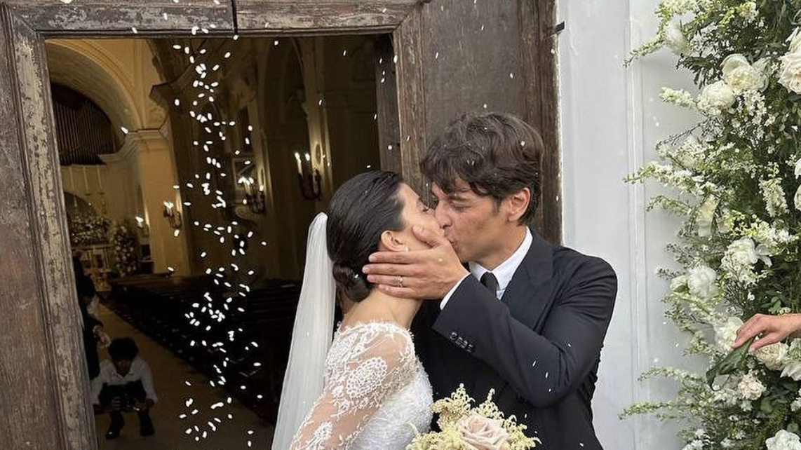 preview for Alessandra Mastronardi balla al suo matrimonio