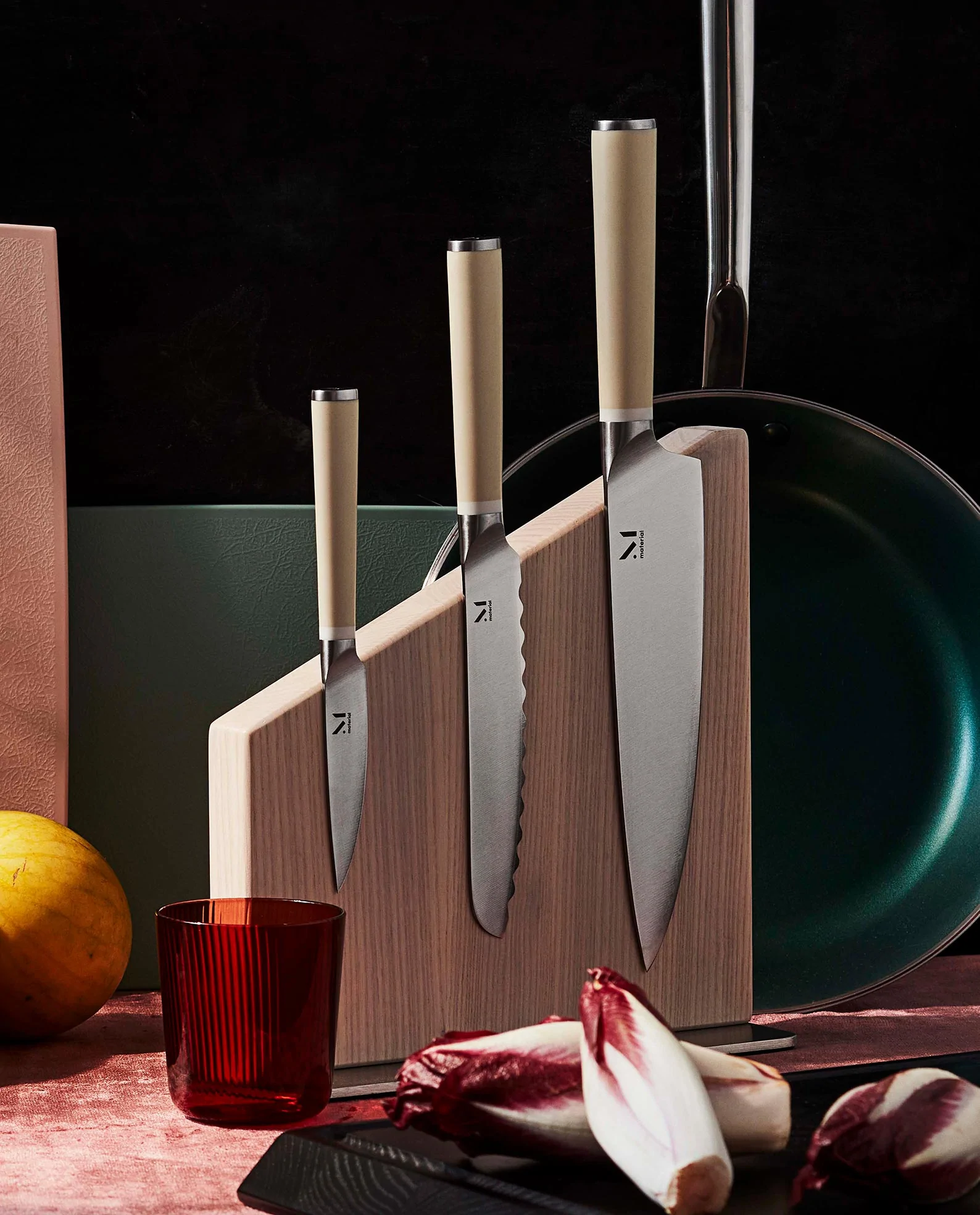 material kitchen knives and stand