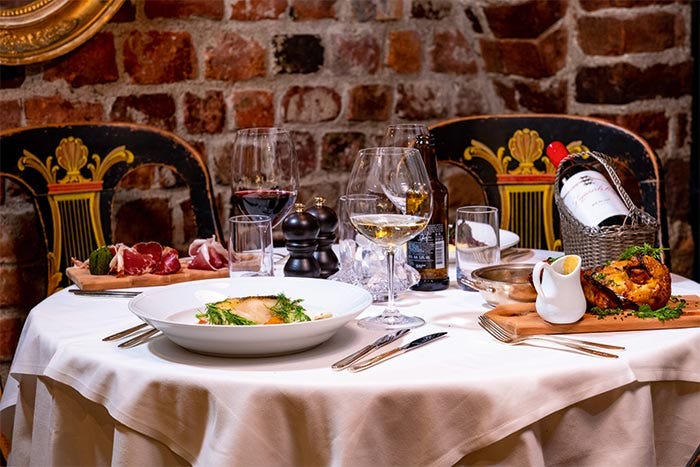 Meal, Tablecloth, Food, Brunch, Restaurant, Table, Cuisine, Banquet, Supper, Linens, 