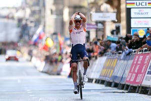 Evenepoel Wins UCI World Championships Road Race   - Pro  cycling news, race results, tests, interviews