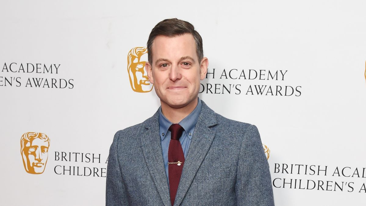 preview for Matt Baker reunites with Alex Jones on The One Show for Children in Need