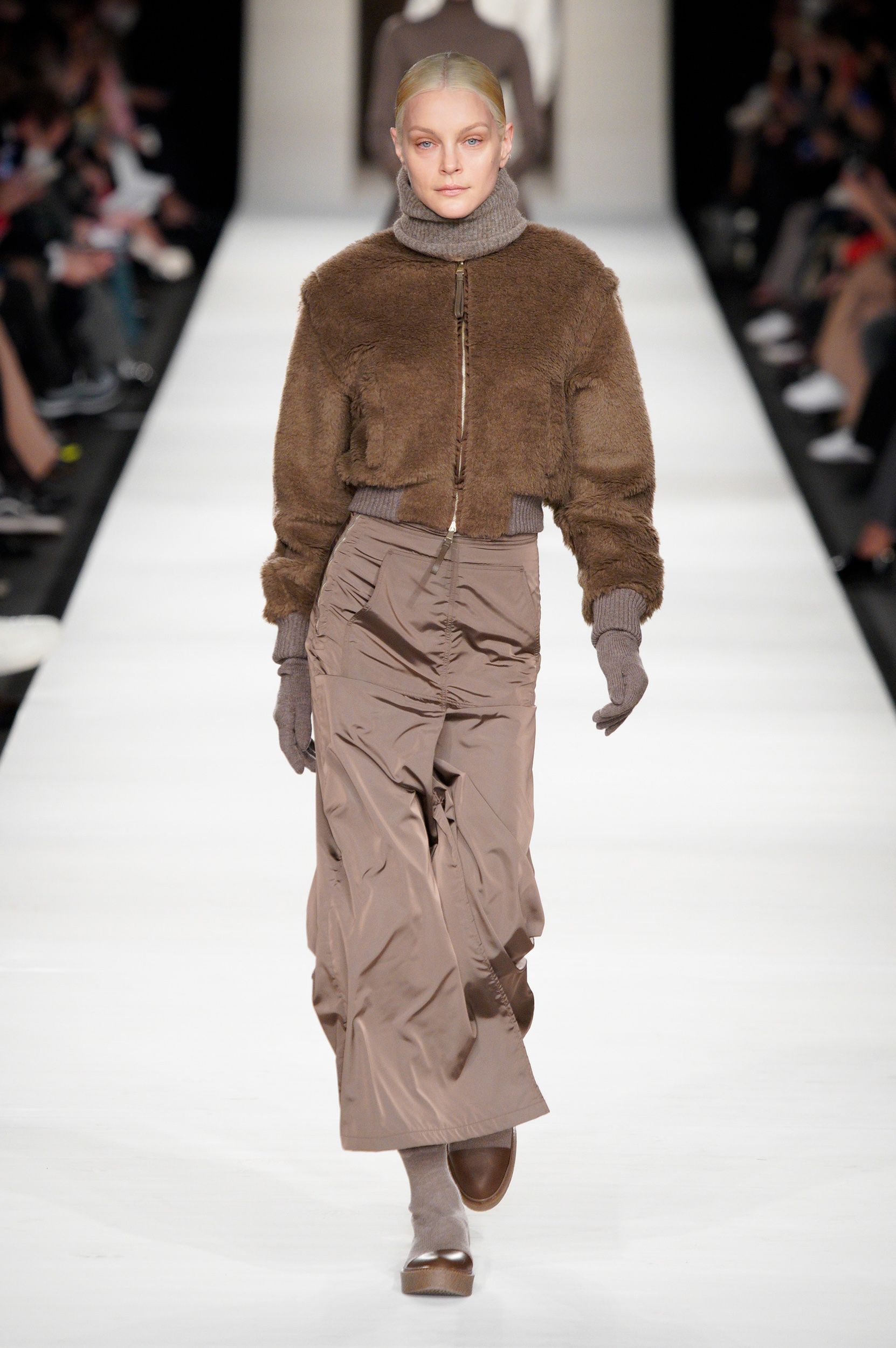 マックスマーラ(MAX MARA)2022秋冬コレクション マックスマーラ(MAX MARA)2022秋冬コレクション