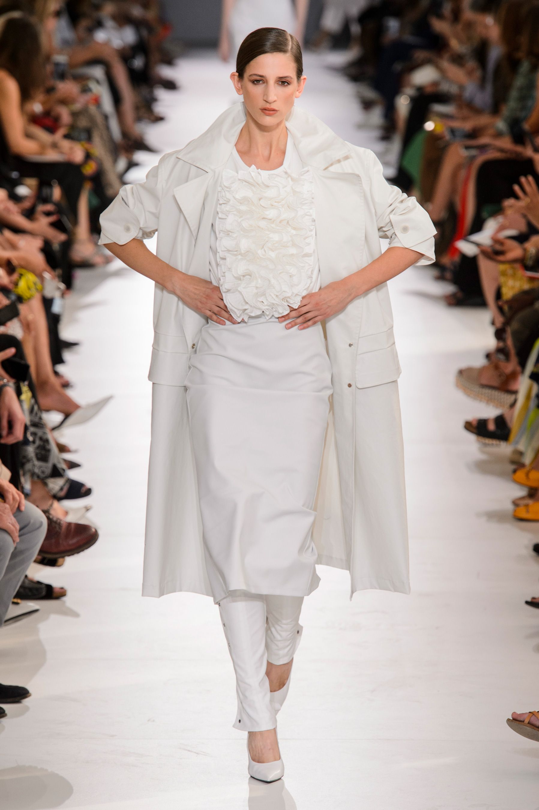 直営♪Max Mara ACCESSORI RUNWAY レザー ラージ MAXMARACLASPXL MAX MARA（マックスマーラ）｜2019春夏NY、ロンドン、ミラノ