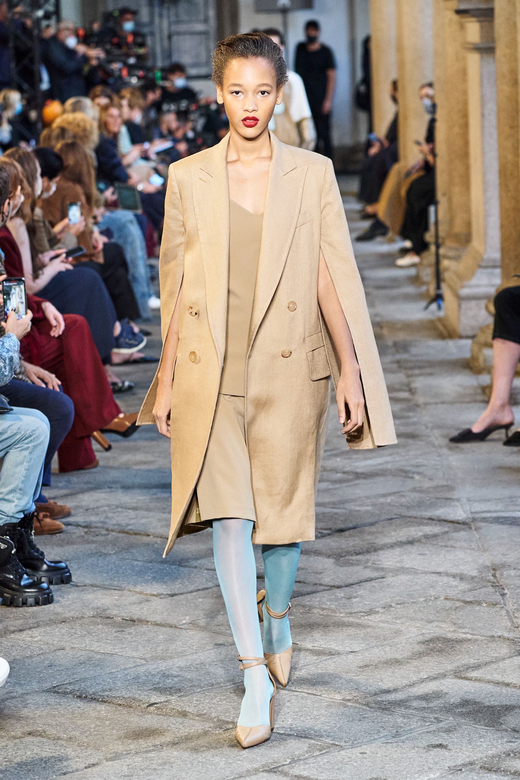 【まーちゃん】MaxMaraマックスマーラ Max Mara Japan - マックスマーラ公式サイト