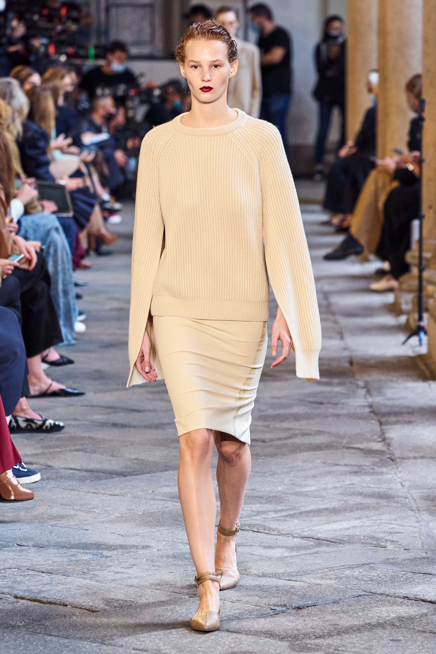 MAX MARA（マックスマーラ）