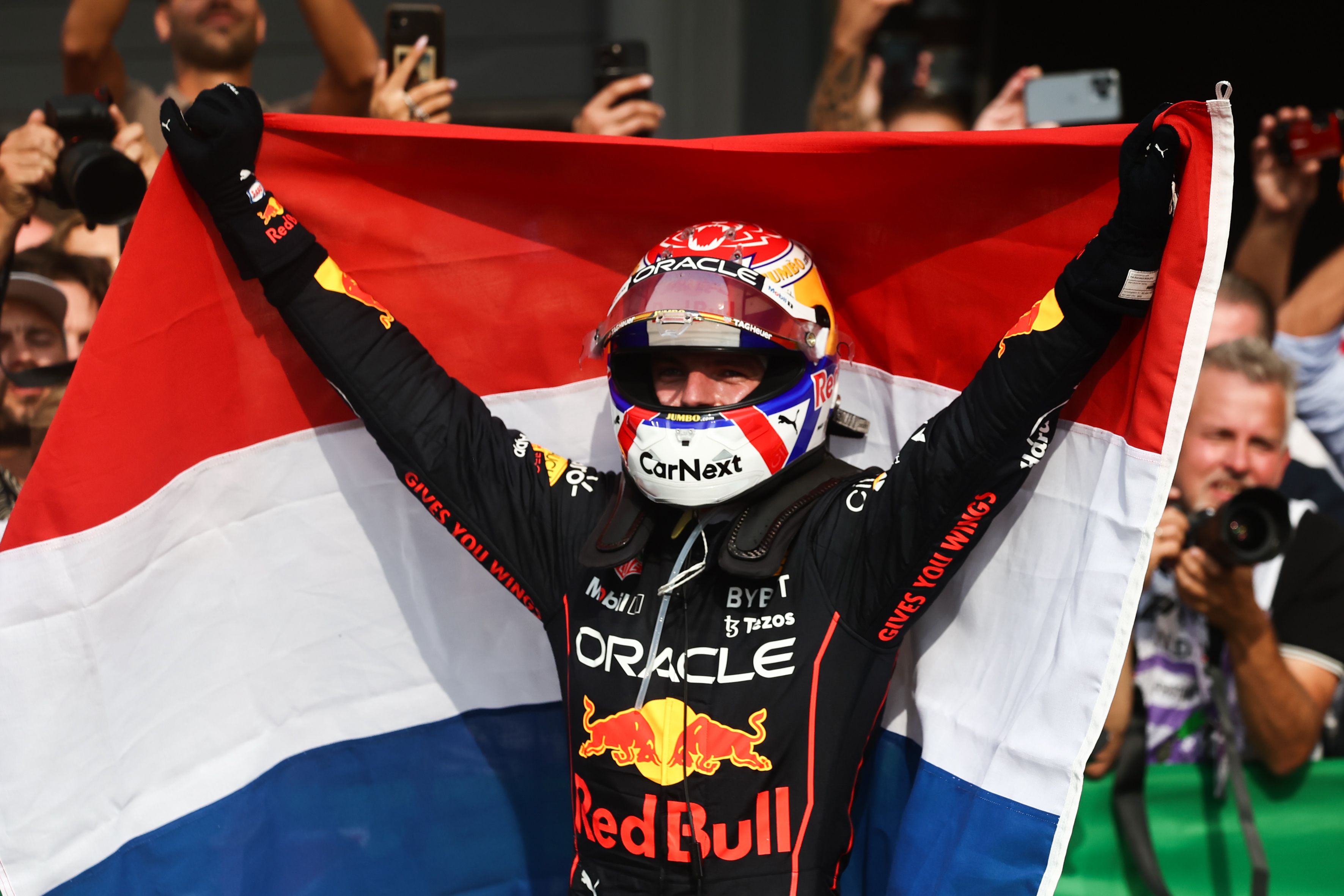 Max Verstappen bids for record-breaking 10th straight F1 win at Monza