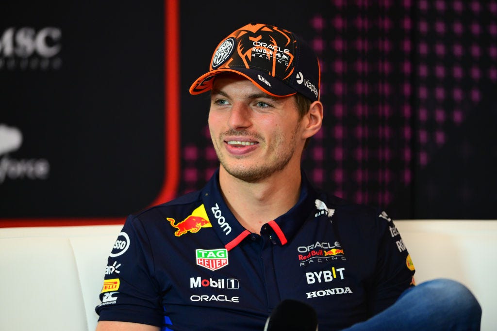 Max Verstappen se olvida de Toto Wolff y insiste en que seguirá con Red  Bull F1: "Estoy muy feliz aquí"