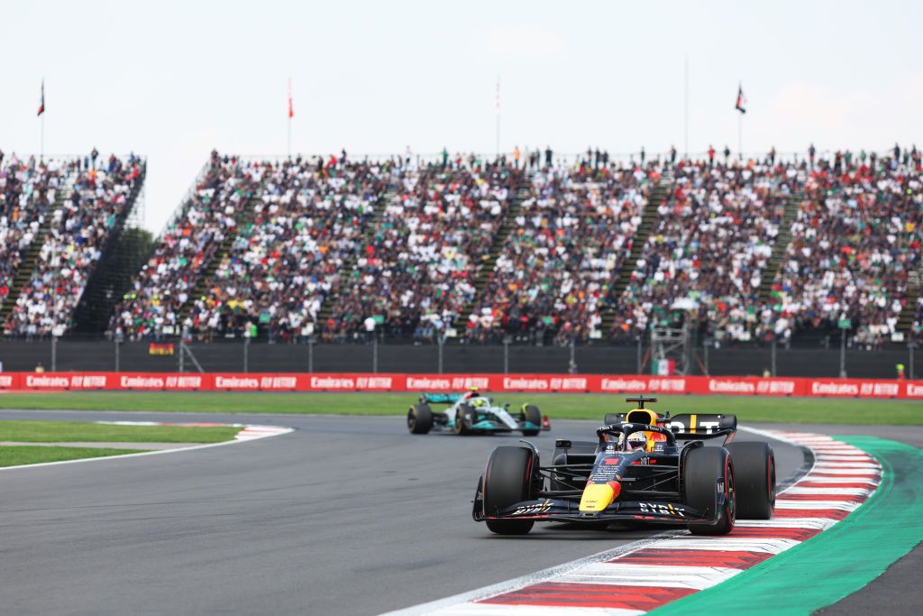 Max Verstappen Dominates Mexican Grand Prix, Sets Single-Season Win Record