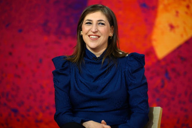 Mayim Bialik Beinhaare