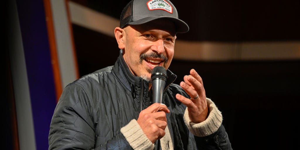 Comedian Maz Jobrani on Mental Health, Grief & Masculinity Comedian Maz Jobrani on Mental Health, Grief & Masculinity