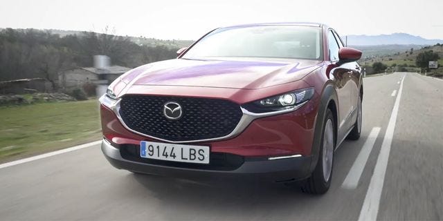 Mazda CX-30: Motor e-Skyactiv X y electrificación ligera