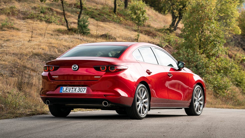 mazda3-skyactiv-x-sedan-4-64930c639b13a.jpeg