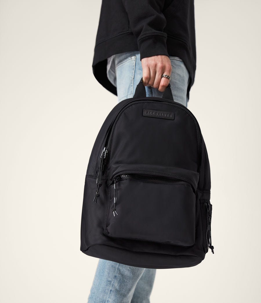 2022後背包推薦15款必買：the north face、supreme、balenciaga⋯登山露營上班通勤都適合！