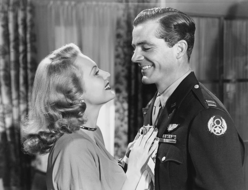 THE BEST YEARS OF OUR LIVES, from left: Virginia Mayo, Dana Andrews, 1946