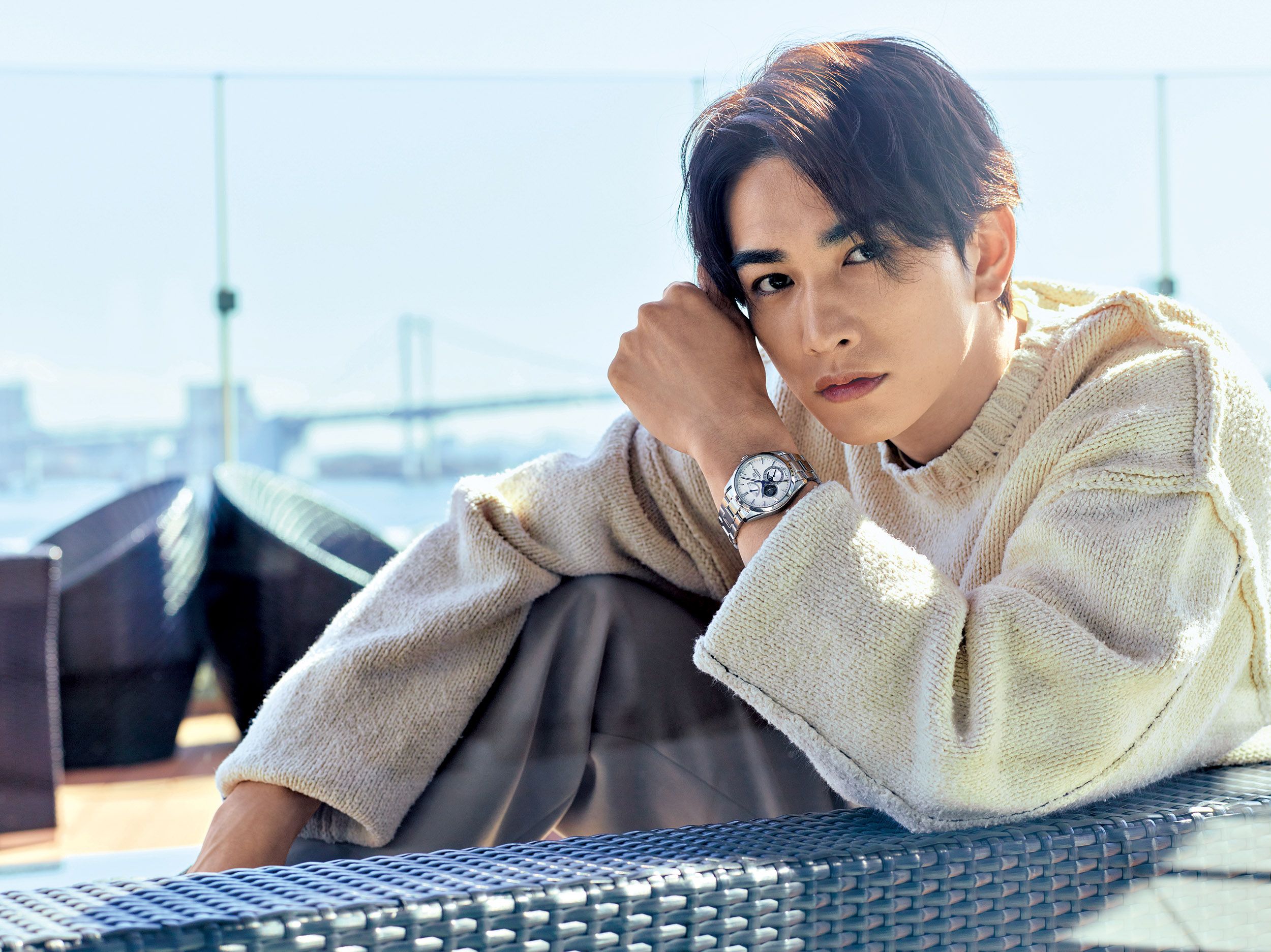俳優・町田啓太が「オリエントスター」で表現する日常にある