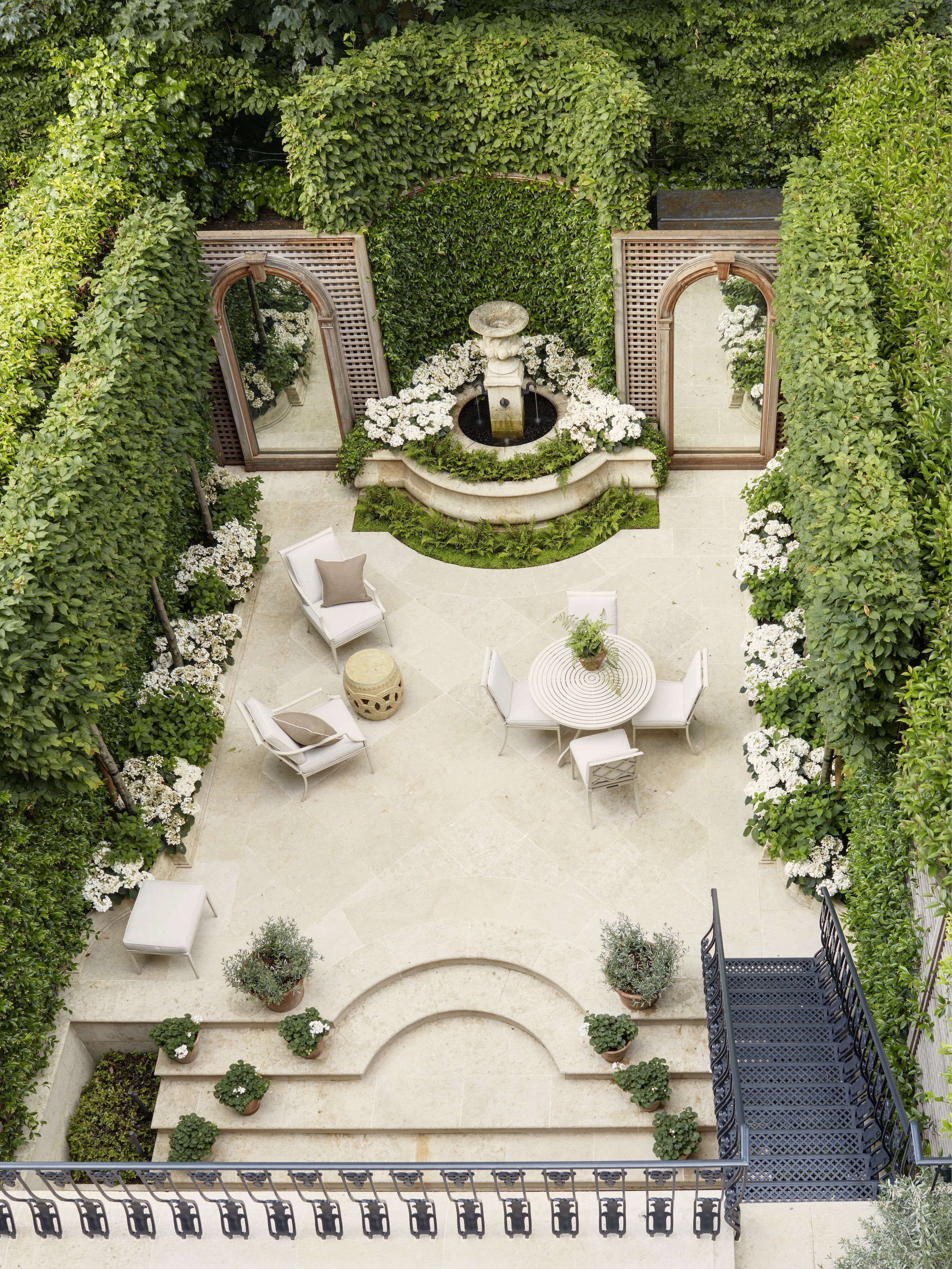 22 Best French-Style Gardens 2021 - Beautiful French Garden Design