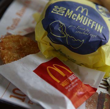 mcdonalds to offer its breakfast menu all day long